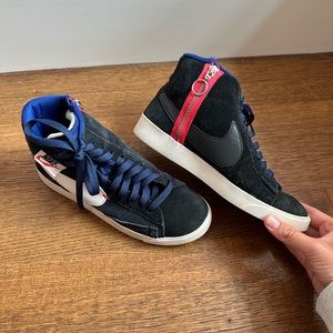 Nike Blazer Mid Rebel Sneakers in Black — size women’s US 7